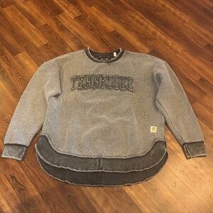 Women’s size M Tennessee Gray Sweater